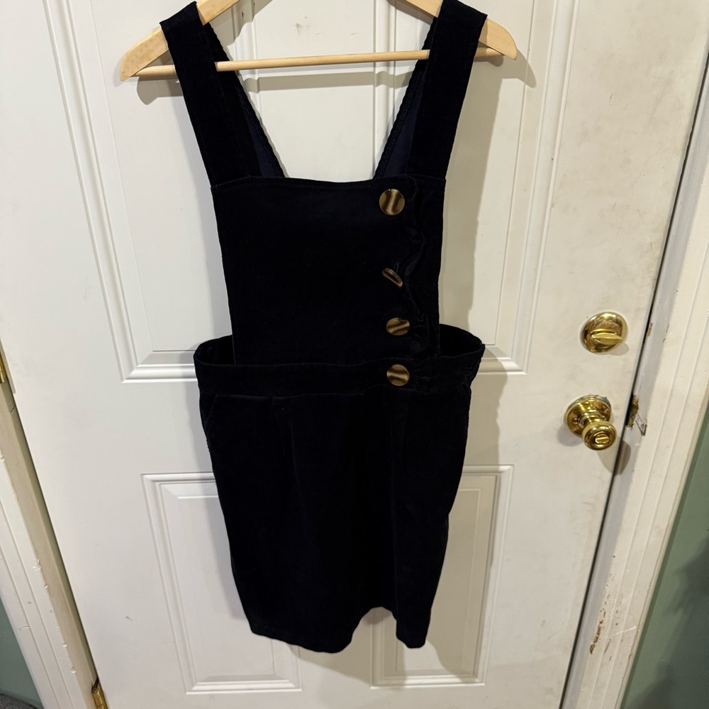 Elegant Black Mini Dress